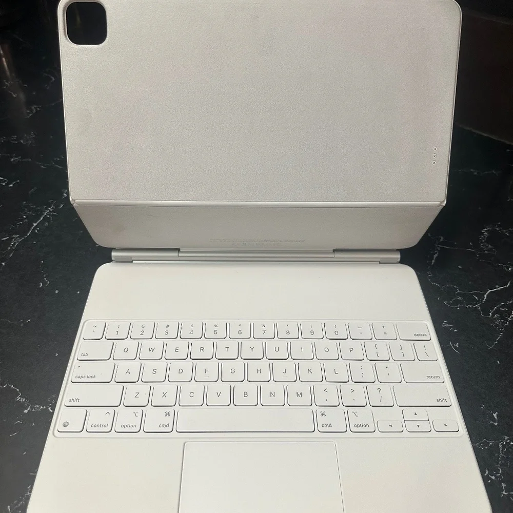 iPad 12 pro keyboard